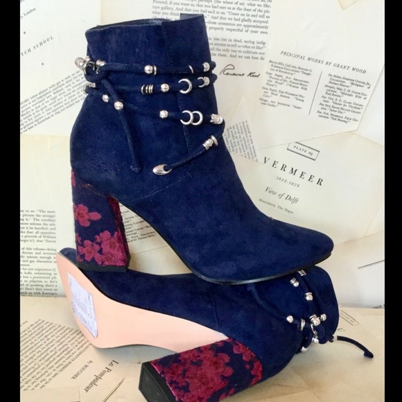 Free People Floral Heel Metal Bead Ankle Boot 9 - Picture 5 of 5